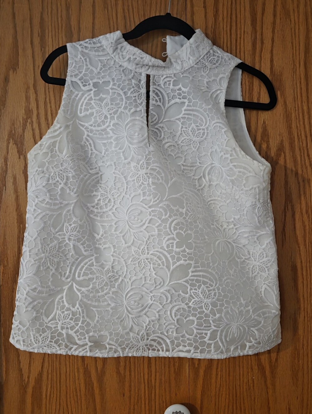 White House Black Market Lace Sleeveless Top